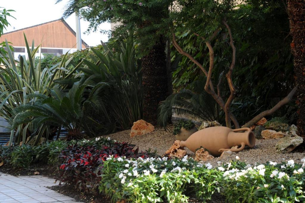 Hotel Garden Albissola Marina Esterno foto