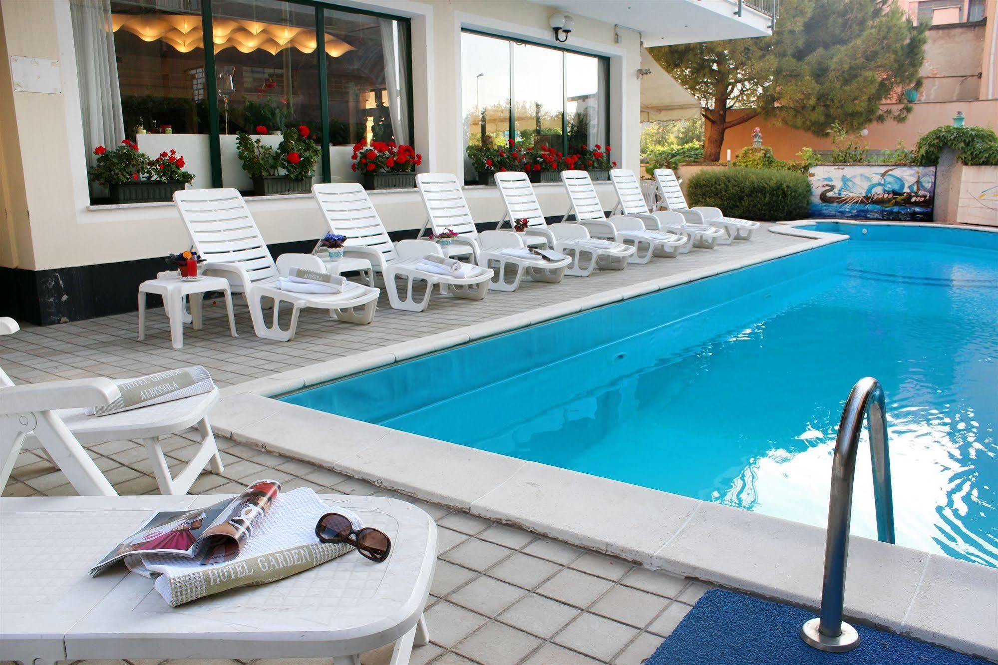 Hotel Garden Albissola Marina Esterno foto